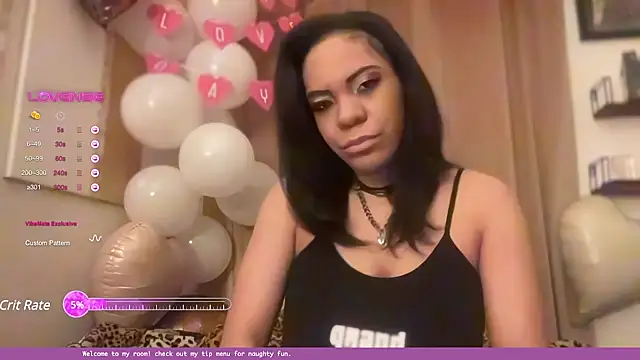 Snapshot of Sanaawest chatting on 01.29.25 Sanaawest online show from 01.29.25