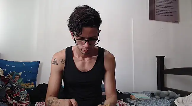 alisterxxx online show from 01.21.25