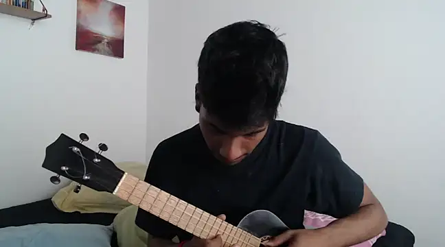 Snapshot of stevenosori chatting on 12.25.24 stevenosori online show from 12.25.24