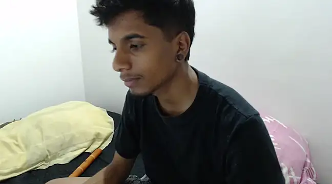 Snapshot of stevenosori chatting on 12.30.24 stevenosori online show from 12.30.24