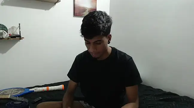 Snapshot of stevenosori chatting on 01.19.25 stevenosori online show from 01.19.25