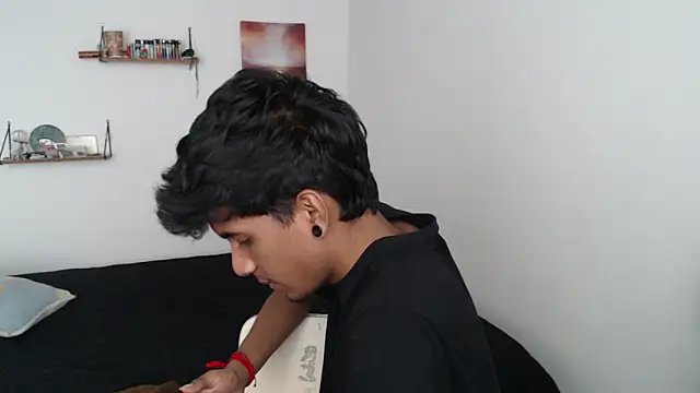 Snapshot of stevenosori chatting on 02.18.25 stevenosori online show from 02.18.25