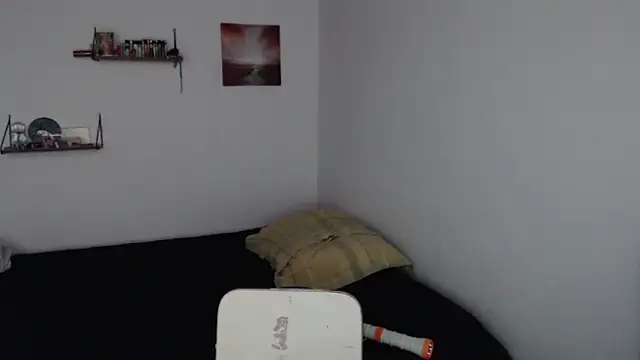 Snapshot of stevenosori chatting on 02.18.25 stevenosori online show from 02.18.25