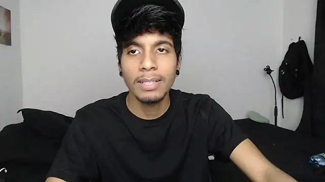 Snapshot of stevenosori chatting on 11.30.25 stevenosori online show from 11.30.25