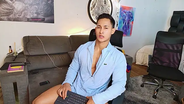 Snapshot of BenjaminCooperk chatting on 07.15.26 BenjaminCooperk online show from 07.15.26