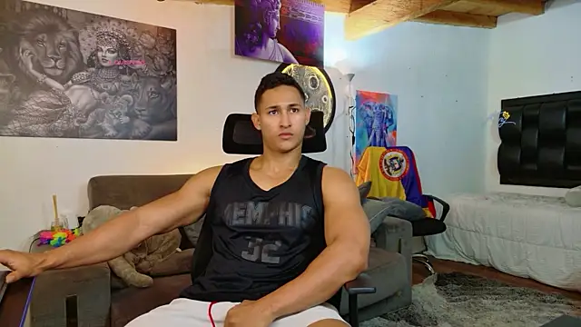Snapshot of BenjaminCooperk chatting on 07.24.26 BenjaminCooperk online show from 07.24.26