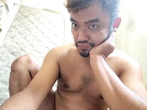 Snapshot of eizy2310 chatting on 12.07.24 eizy2310 online show from 12.07.24