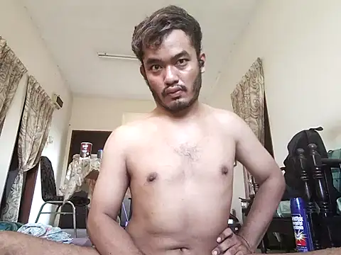 Snapshot of eizy2310 chatting on 12.07.24 eizy2310 online show from 12.07.24