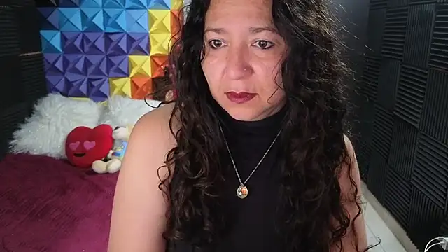 katifoxx online show from 11.13.25