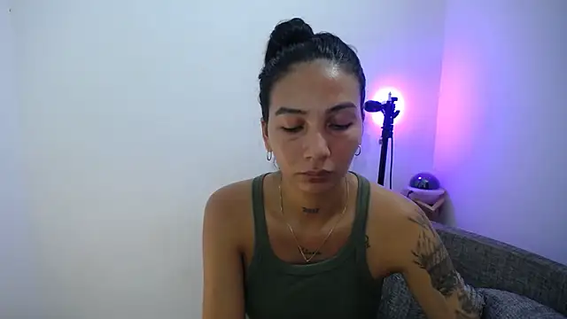 Snapshot of Allyson_Smith chatting on 01.15.25 Allyson Smith online show from 01.15.25