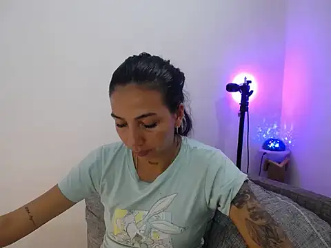 Snapshot of Allyson_Smith chatting on 01.24.25 Allyson Smith online show from 01.24.25