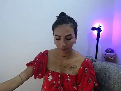 Snapshot of Allyson_Smith chatting on 02.02.25 Allyson Smith online show from 02.02.25