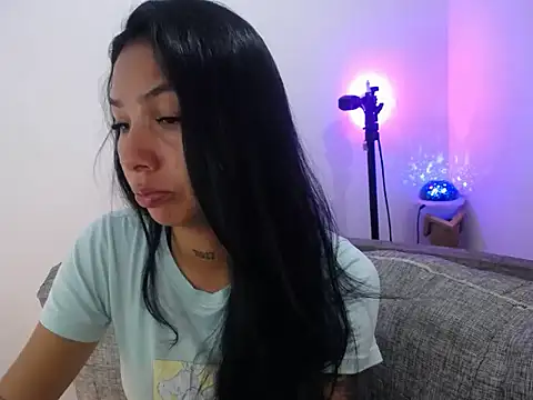 Snapshot of Allyson_Smith chatting on 02.08.25 Allyson Smith online show from 02.08.25