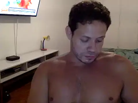 Snapshot of FelipeRiver chatting on 03.10.25 FelipeRiver online show from 03.10.25