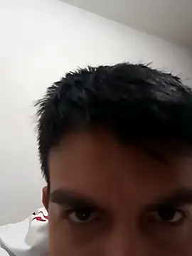 Snapshot of joanpinzon chatting on 02.16.26 joanpinzon online show from 02.16.26