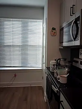 HollyTattoo online show from 12.06.24