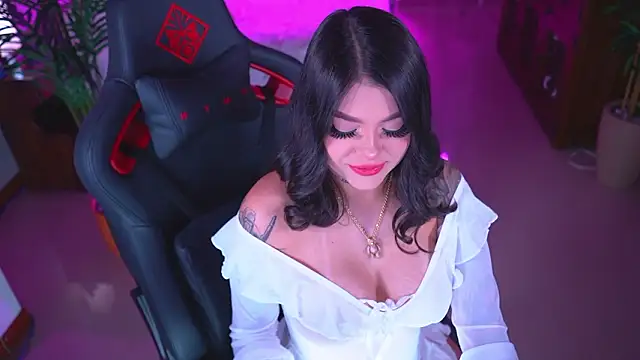 ambarEvans online show from 02.17.26