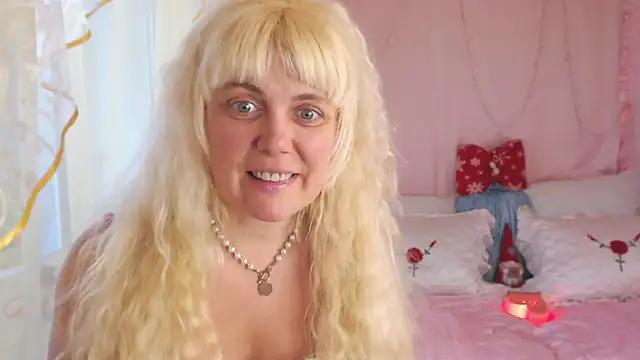 SunnySylvia online show from 12.31.24