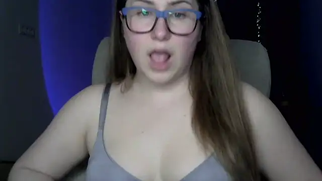 SeasonalSomeone online show from 04.07.26