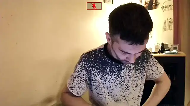 Snapshot of Ethangay chatting on 11.26.25 Ethangay online show from 11.26.25