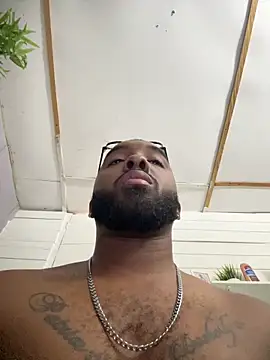 Snapshot of livepro chatting on 04.01.26 livepro online show from 04.01.26