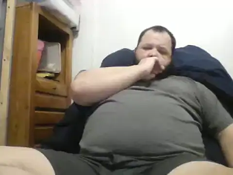 Strongbutgentle36 online show from 03.20.25