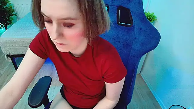 CranberryHot online show from 10.18.25