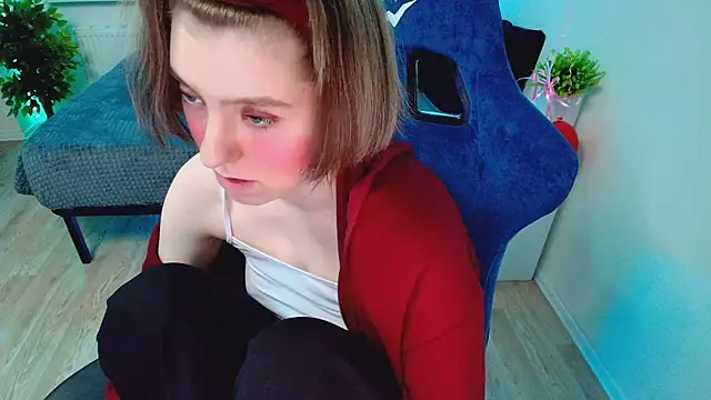 CranberryHot online show from 10.28.25