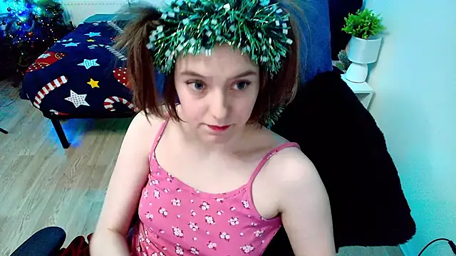 Snapshot of CranberryHot chatting on 01.31.26 CranberryHot online show from 01.31.26