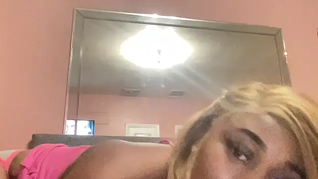 Creamesensation online show from 02.07.25