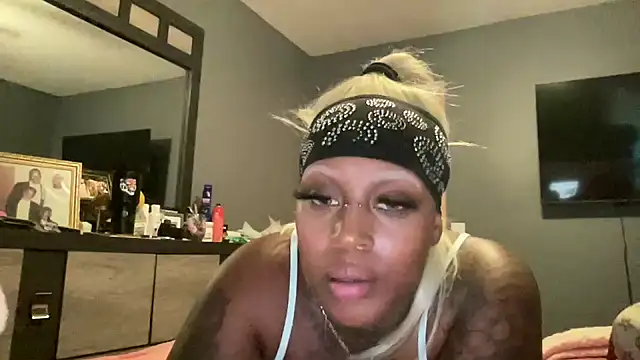 Creamesensation online show from 10.07.25