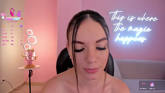 Snapshot of MorganHicks chatting on 03.15.25 MorganHicks online show from 03.15.25