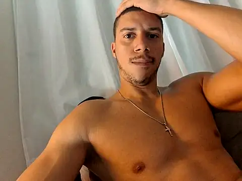 Snapshot of Rapha2021 chatting on 04.12.26 Rapha2021 online show from 04.12.26