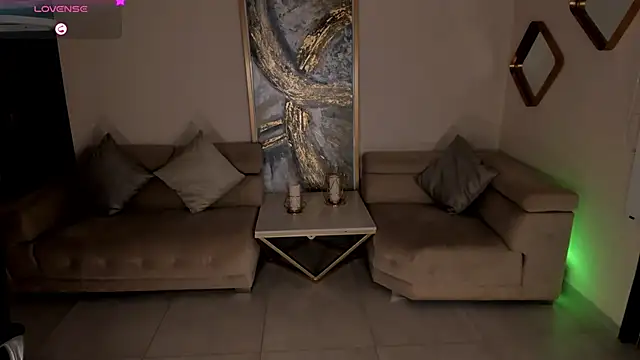 Snapshot of DannieSmith1 chatting on 03.06.25 DannieSmith1 online show from 03.06.25