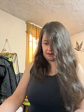 Snapshot of latinfemale chatting on 01.12.26 latinfemale online show from 01.12.26