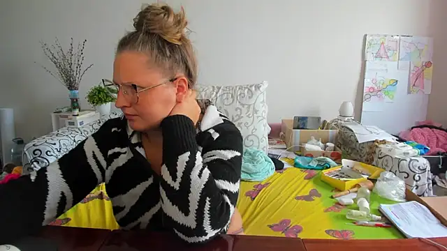 IamYourNarcotic online show from 11.05.25