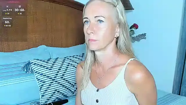 Christine 35 online show from 02.19.26