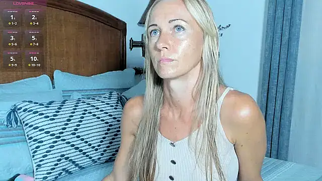 Christine 35 online show from 05.16.26