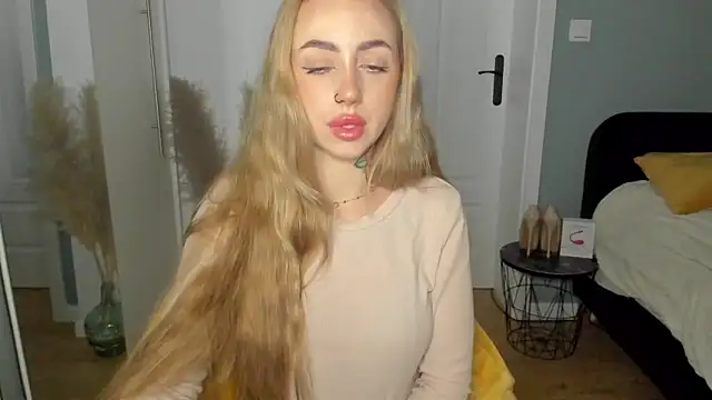 sexyCoralie online show from 05.18.26