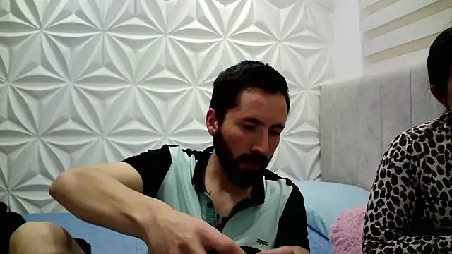 Snapshot of jerryandjessica chatting on 12.20.24 jerryandjessica online show from 12.20.24