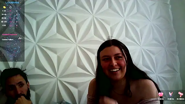 Snapshot of jerryandjessica chatting on 10.07.25 jerryandjessica online show from 10.07.25