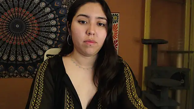 IntimateTales online show from 12.08.24