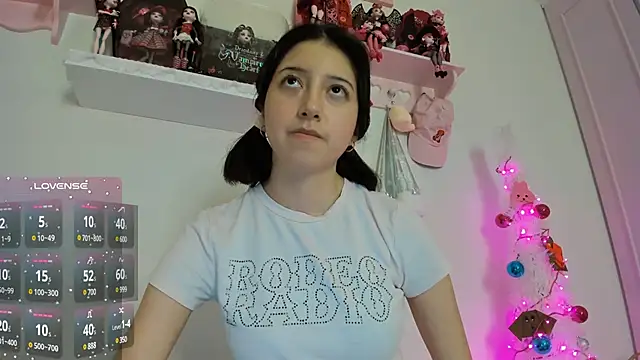 Snapshot of cherrycute chatting on 12.08.24 cherrycute online show from 12.08.24