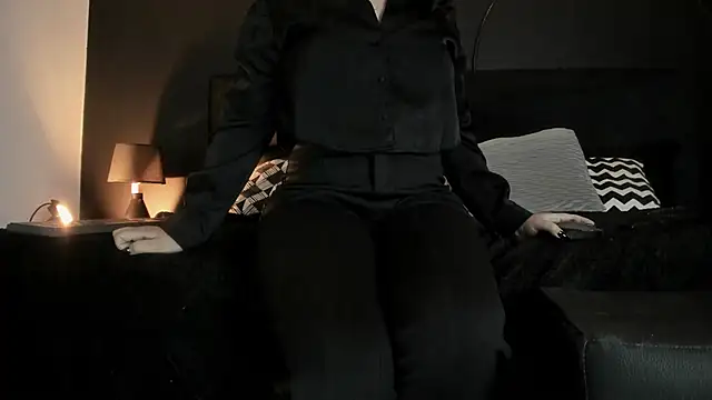  Jade 16 online show from 02.25.25