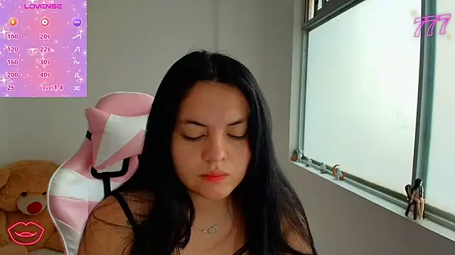 Snapshot of Anal_Milky_Momma chatting on 02.11.26 Anal Milky Momma online show from 02.11.26