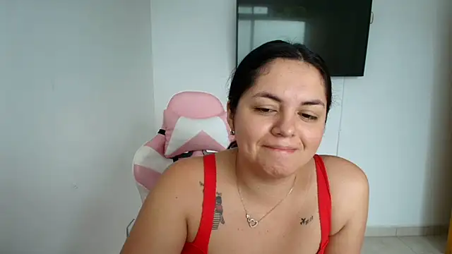 Snapshot of Anal_Milky_Momma chatting on 03.03.26 Anal Milky Momma online show from 03.03.26