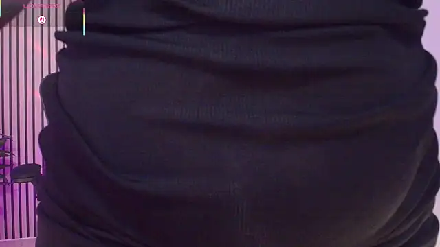 JuliRamirez online show from 12.16.25