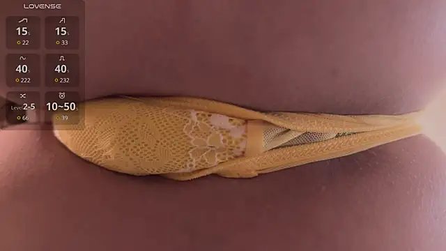 Snapshot of lanabosch chatting on 03.22.25 lanabosch online show from 03.22.25