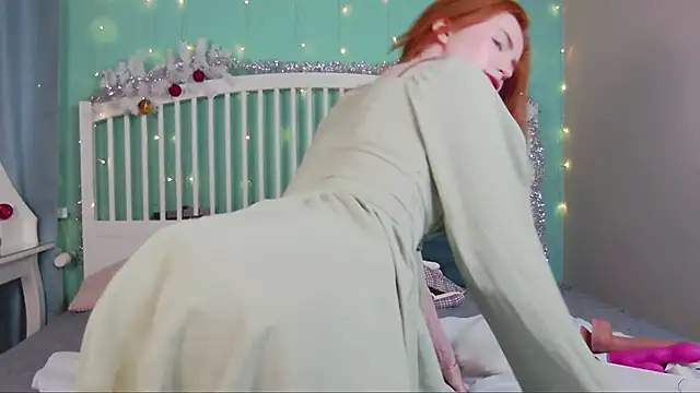 Snapshot of GingerArin chatting on 01.22.25 GingerArin online show from 01.22.25