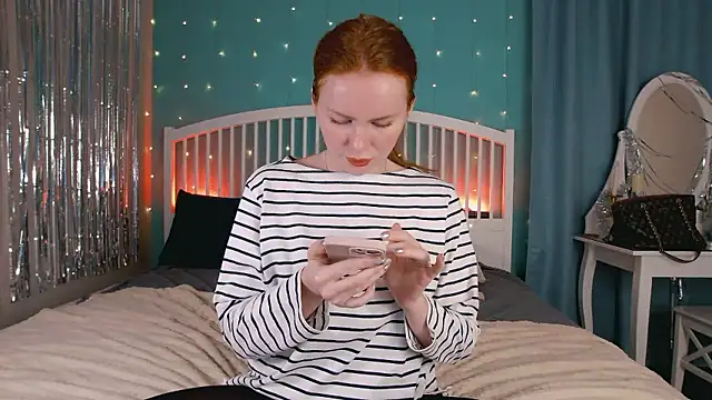 Snapshot of GingerArin chatting on 01.09.26 GingerArin online show from 01.09.26